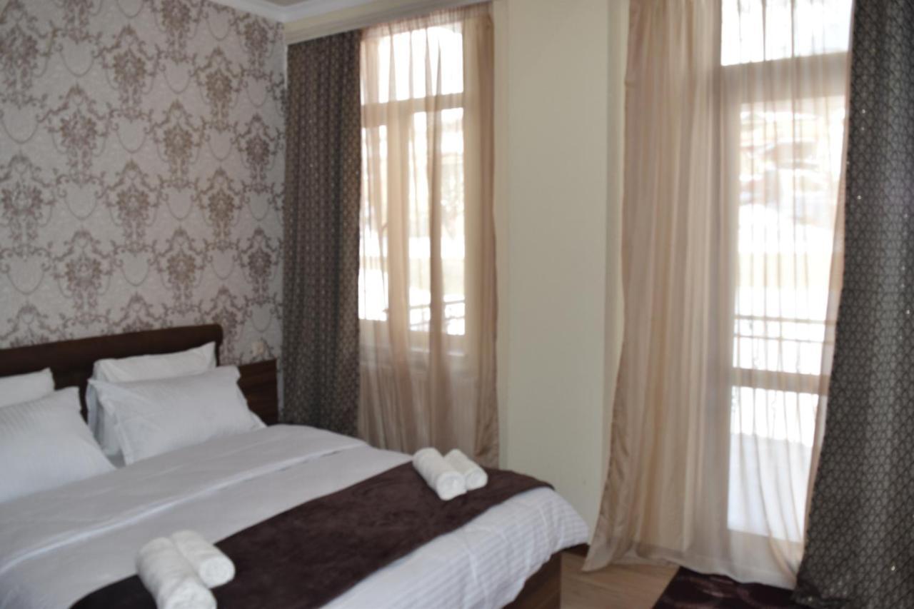 Hotel Iveria Степанцмінда Екстер'єр фото