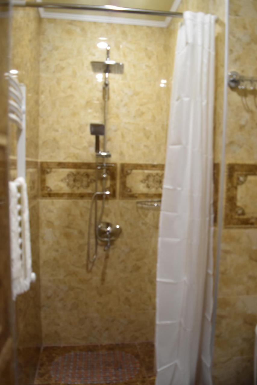Hotel Iveria Степанцмінда Екстер'єр фото