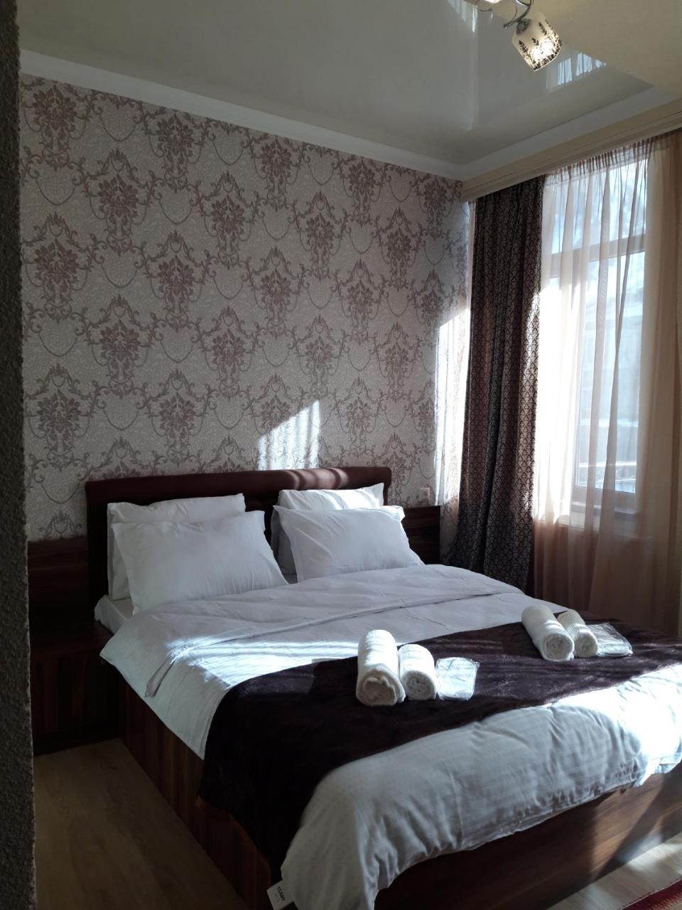 Hotel Iveria Степанцмінда Екстер'єр фото